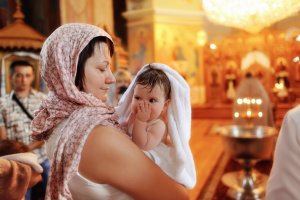 Крещение малыша - когда крестить ребенка?